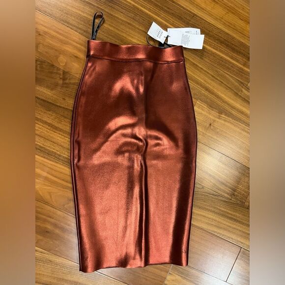 Herve Leger metallic skirt size small NWT - Picture 3 of 11